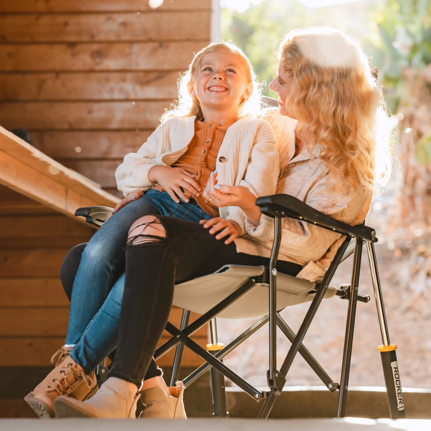 Chaise à bascule RoadTrip Rocker™ de Plein Air – Chaise Pliable avec Technologie de Balancement et Sac de Transport