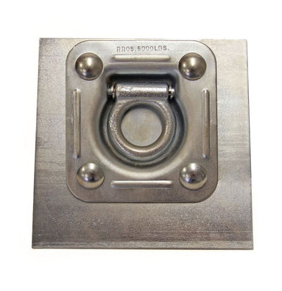 Anneau d’arrimage 5000 lb avec plaque de renfort galvanisée 4 1/2" x 4 3/4"