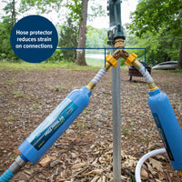 Protecteur de Tuyau Flexible Camco RV avec Pince – Élimine les Plis au Robinet, Facile à Installer – Certifié Faible Teneur en Plomb