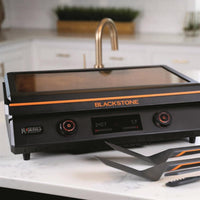 Blackstone 8001 E-Series 22" Electric Griddle with Lid