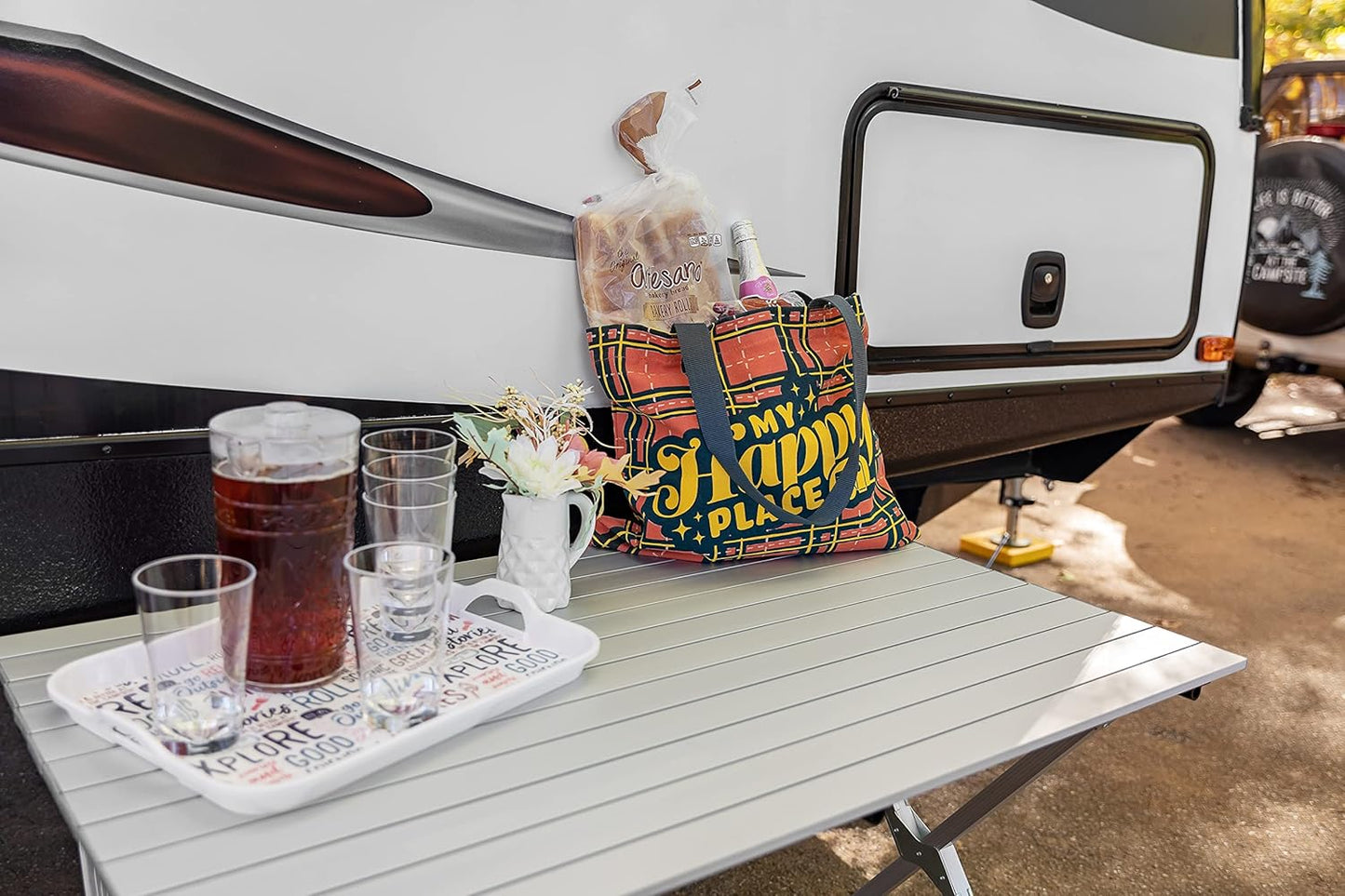 Plateau de Service en Mélamine "Life is Better at the Campsite" – Incassable, Pratique et au Design Unique de Camping