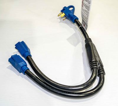 Cordon Adaptateur en Y pour VR — 30A vers 2 x 15A (NEMA TT-30P vers NEMA 5-15R)