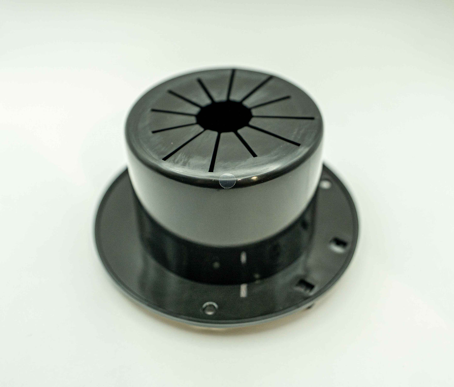 Trappe électrique pour VR – Hatch électrique pour roulotte | Accessoire VR (Noir / Blanc)