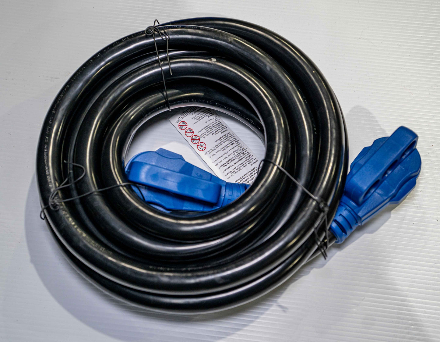 Cordon d’extension RV 50A – 14-50P à 14-50R avec indicateur | 25 ft