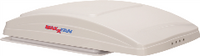 Vent de toit MaxxFan Deluxe avec télécommande – 14 x 14 po – Blanc, ouverture motorisée et ventilateur 10 vitesses