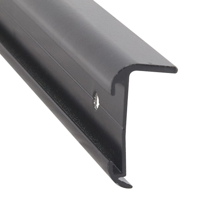 Moulure d’angle avec insert noir 16 pieds – Aluminium – AP Products 20-6976