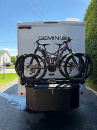 ATLAS GoBOX-400 Slide Out avec support à vélo Saris