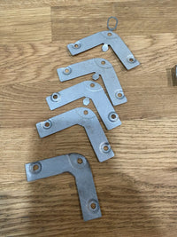 Quincaillerie de Porte d'Accès pour Chauffe-eau Dometic GE9EXT, G10-3E, GC10A-4E - Set de 4